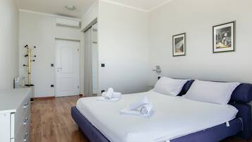 Apartment | 2 bedrooms, bed sheets