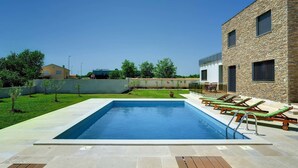 Photo non classée, 2 sur 26, bouton