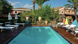 Unclassified image, 2 of 18, button - Beautiful Apartment in Beautiful Hamlet Attractive Decor and Communal Pool (Aci Catena)