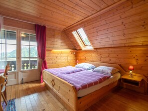 Huis | 6 slaapkamers, individueel gemeubileerd, een strijkplank/strijkijzer
