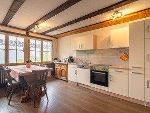 Ferienhaus | Eigene Küche | Hochstuhl