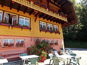 House | Outdoor dining - Ferienwohnung mit Talblick in Todtmoos (Todtmoos)