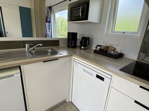 Microwave, dishwasher - Beautiful private villa for 6 people with WIFI, TV, terrace and pets allowed (Drachten)