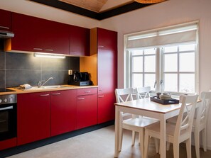 Microwave, oven