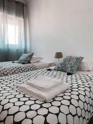 3 Schlafzimmer, Bügeleisen/Bügelbrett, kostenloses WLAN, Bettwäsche