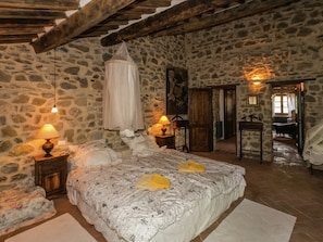 Villa | 3 Schlafzimmer, individuell eingerichtet, Bettwäsche