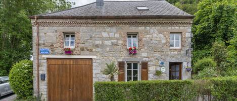 Cottage | Exterior