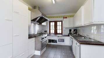 House | Private kitchen