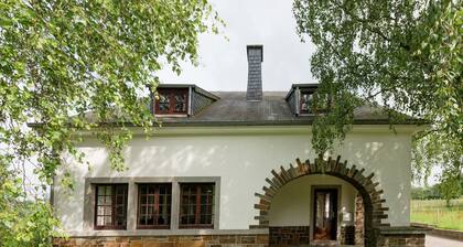 Holiday Home in Deiffelt Near Forest