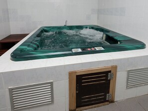 House | Spa treatment