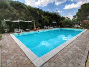 Cottage | Pool