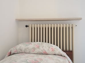 2 bedrooms, bed sheets