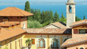 Immagine non classificata, 3 di 18, pulsante