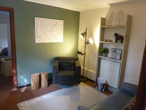 Apartment | Living room | DVD player - Cottage Near Durbuy Forest (Durbuy)