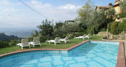 Panoramic Apartment With Communal Pool and Private Garden
