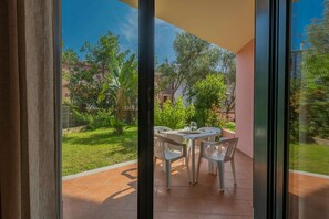 House | Balcony - Holiday Home in Gallura Near White Sandy Beach (Santa Teresa di Gallura)