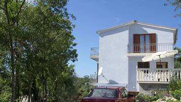 Apartment | Exterior