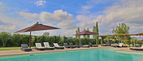 Rumah | Kolam renang | Kolam renang outdoor