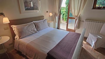 House | 2 bedrooms, bed sheets