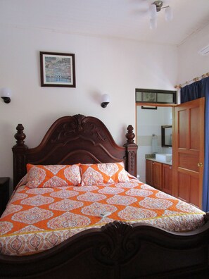 2 chambres, coffres-forts dans les chambres, bureau, Wi-Fi gratuit