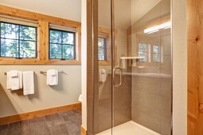Badewanne, Haartrockner