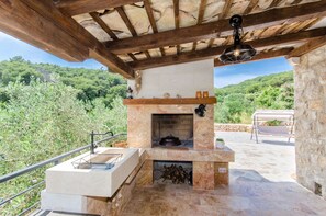 BBQ/picnic area