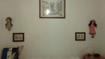 House | 2 bilik tidur, dilengkapkan perabot secara berasingan, cadar katil