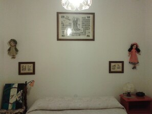 2 bedrooms, individually furnished, bed sheets