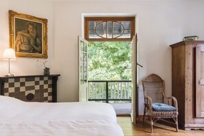 Villa | 9 bedrooms, individually furnished, bed sheets - Beautiful Castle in Spa wit Garden (Spa)
