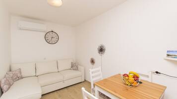 غرفة المعيشة