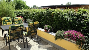 House | Balcony - Spacious Cottage in Börgerende Germany near Baltic Sea Beach (Boergerende-Rethwisch)