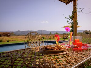 Villa | Dining