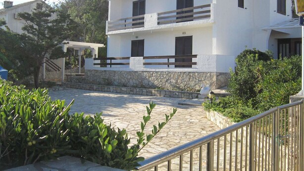 Unclassified image, 1 of 13, button - Spacious Apartment With sea View, Near the Beach (Pag)