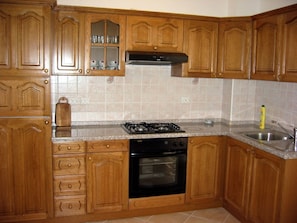Apartment | Private kitchen - Spacious Apartment With sea View, Near the Beach (Pag)
