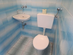 Apartment | Bathroom