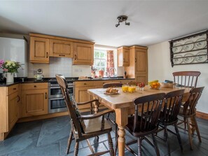 Ferienhaus | Eigene Küche | Kühlschrank, Mikrowelle, Ofen