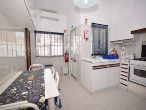 House | Dining - Pittoresque House With Character in Centre Fuseta Near the Sea (Olhao)