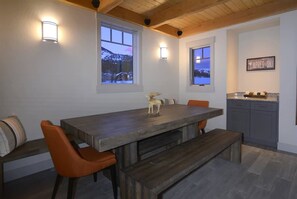 Dining - Larkspur Lodge (Crested Butte)