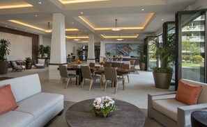 Lobby-Lounge