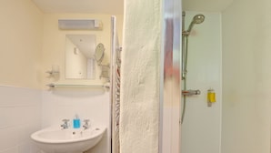 Ferienhaus | Badezimmer | Dusche