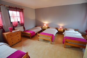 House | 4 bedrooms, individually furnished