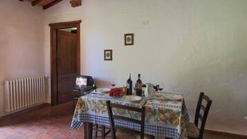 House | Dining