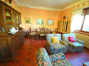 Ferienhaus | Wohnzimmer | Kamin