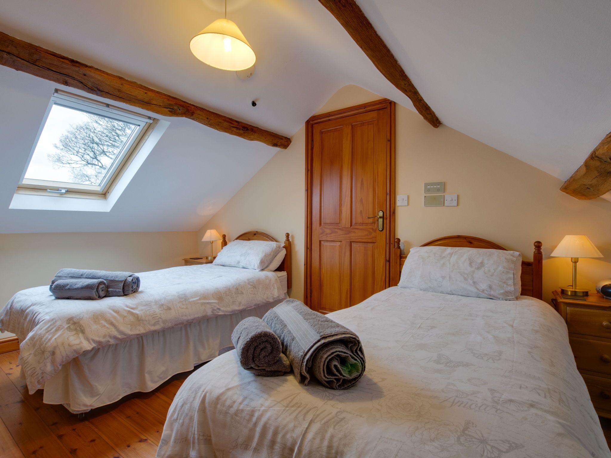 3 bedrooms, individually furnished, bed sheets