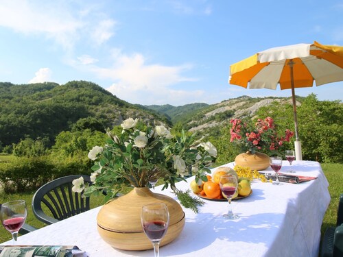 Mansion in Apecchio With Pool