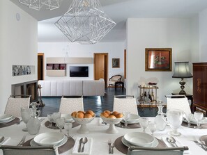 Villa | Cucina privata | Seggiolone