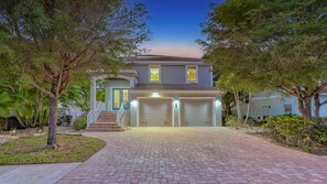 Exterior - Siesta Soul | Multilevel Home Located in Siesta Key Village w/ Private Pool, Fire Pit, Walk to Beach (Siesta Key)