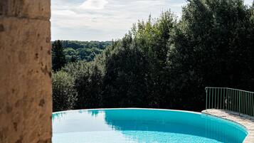 Piscine extérieure, piscine chauffée