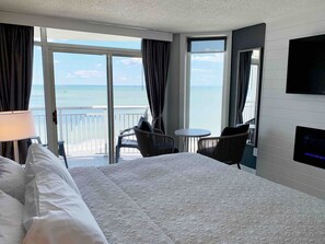 2 bedrooms, desk, free WiFi, bed sheets