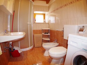 House | Bathroom